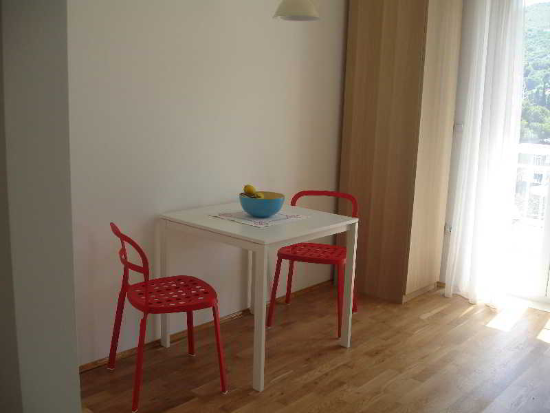 Apartments Silvija โมโกชิซา ภายนอก รูปภาพ